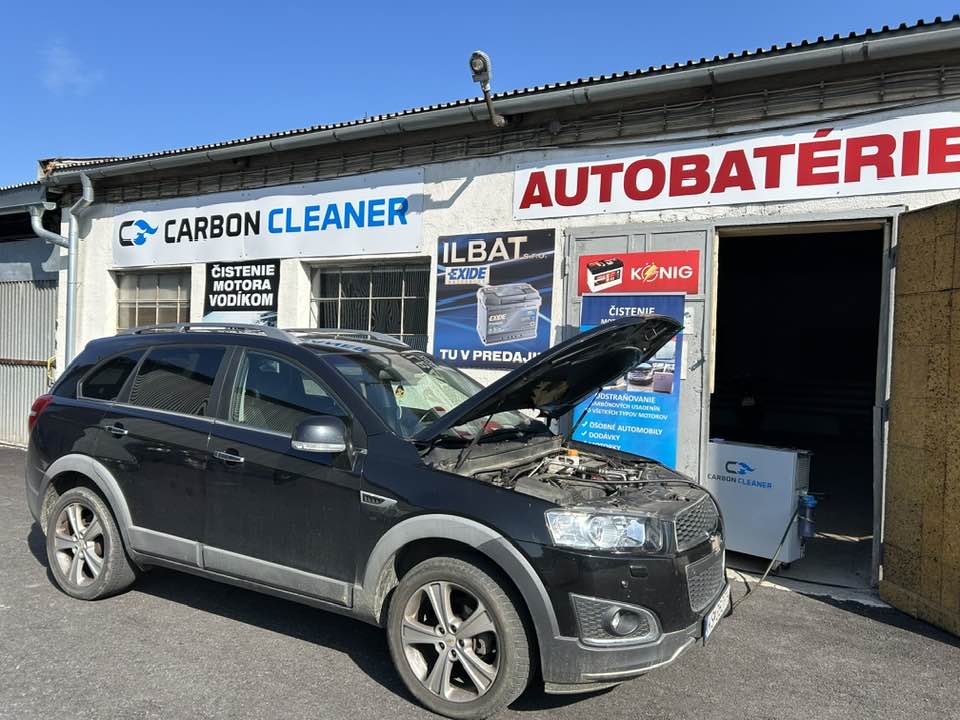 Dekarbonizácia motora vodíkom — vozidlo pripojené na prístroj Carbon Cleaner na prevádzke ILBAT v Košiciach (18 z 19)
